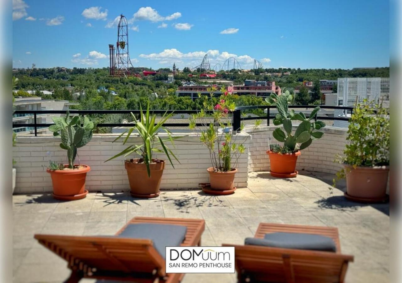 Domuum Holidays - San Remo Penthouse 살루 외부 사진