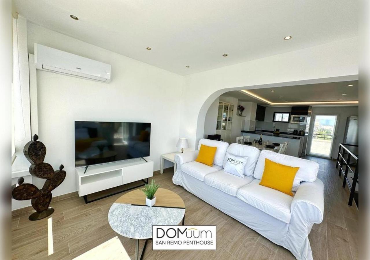 Domuum Holidays - San Remo Penthouse 살루 외부 사진
