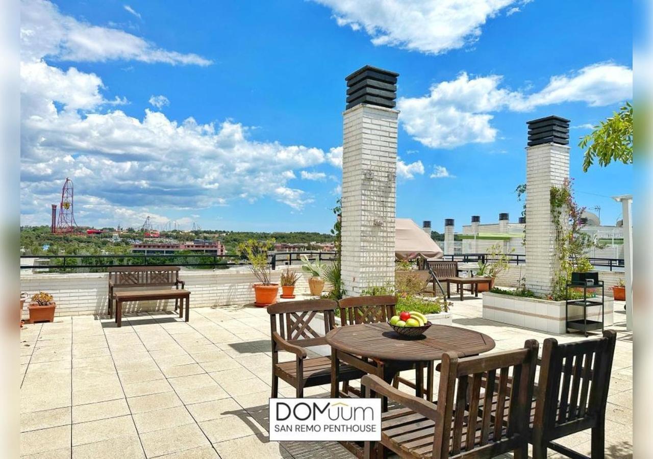 Domuum Holidays - San Remo Penthouse 살루 외부 사진