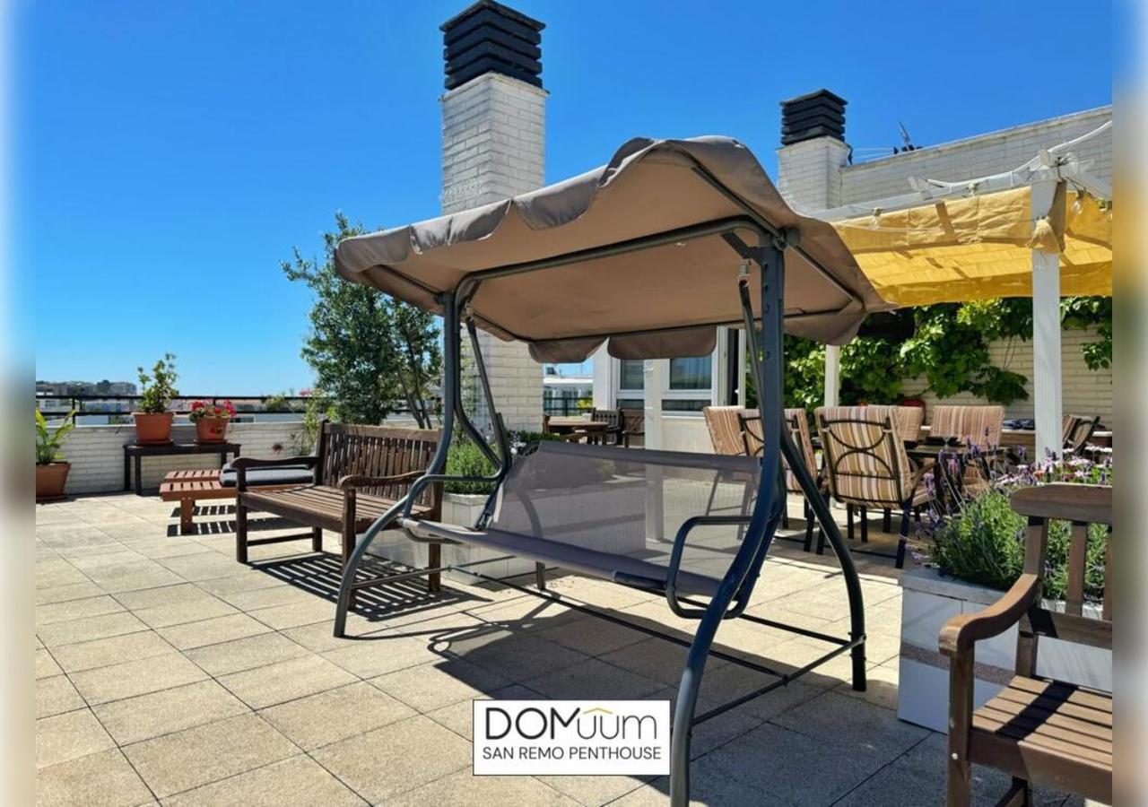 Domuum Holidays - San Remo Penthouse 살루 외부 사진