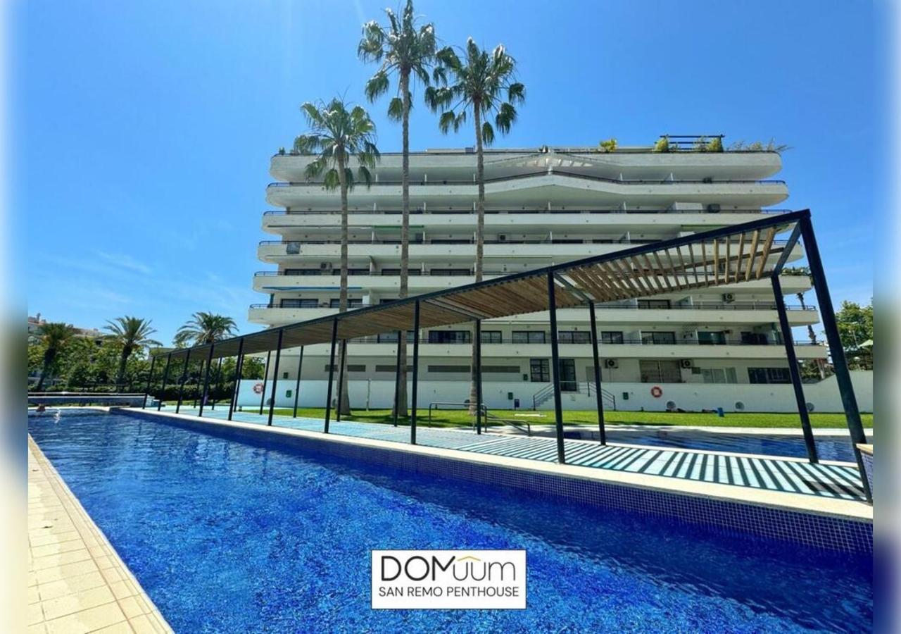 Domuum Holidays - San Remo Penthouse 살루 외부 사진